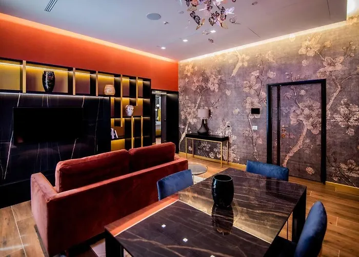 Luxury Rhome Via Della Croce